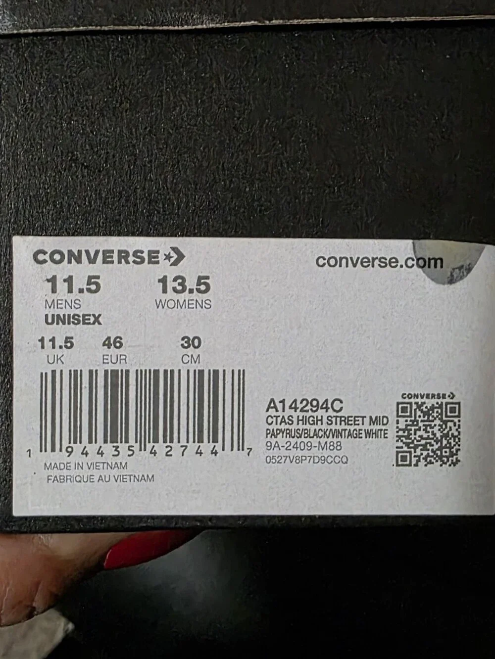 Tan/blk Converse Men's Size 11.5